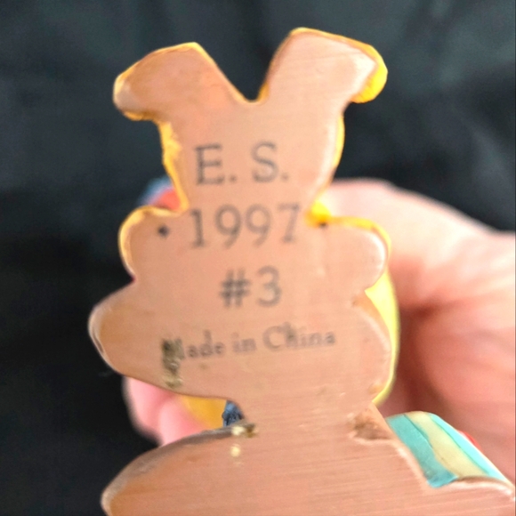 St. Nick in Yellow Plaid Coat w/Gifts Signed ES 1st edition #3 China 1997 - Picture 7 of 9